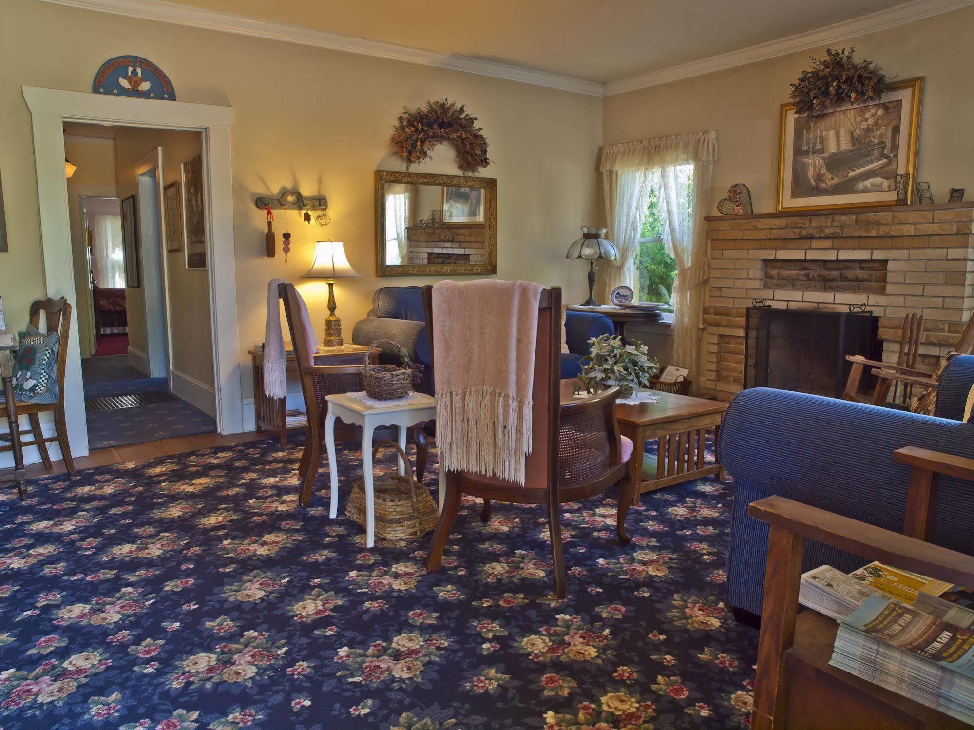 Shady Oaks Country Inn St. Helena Extérieur photo