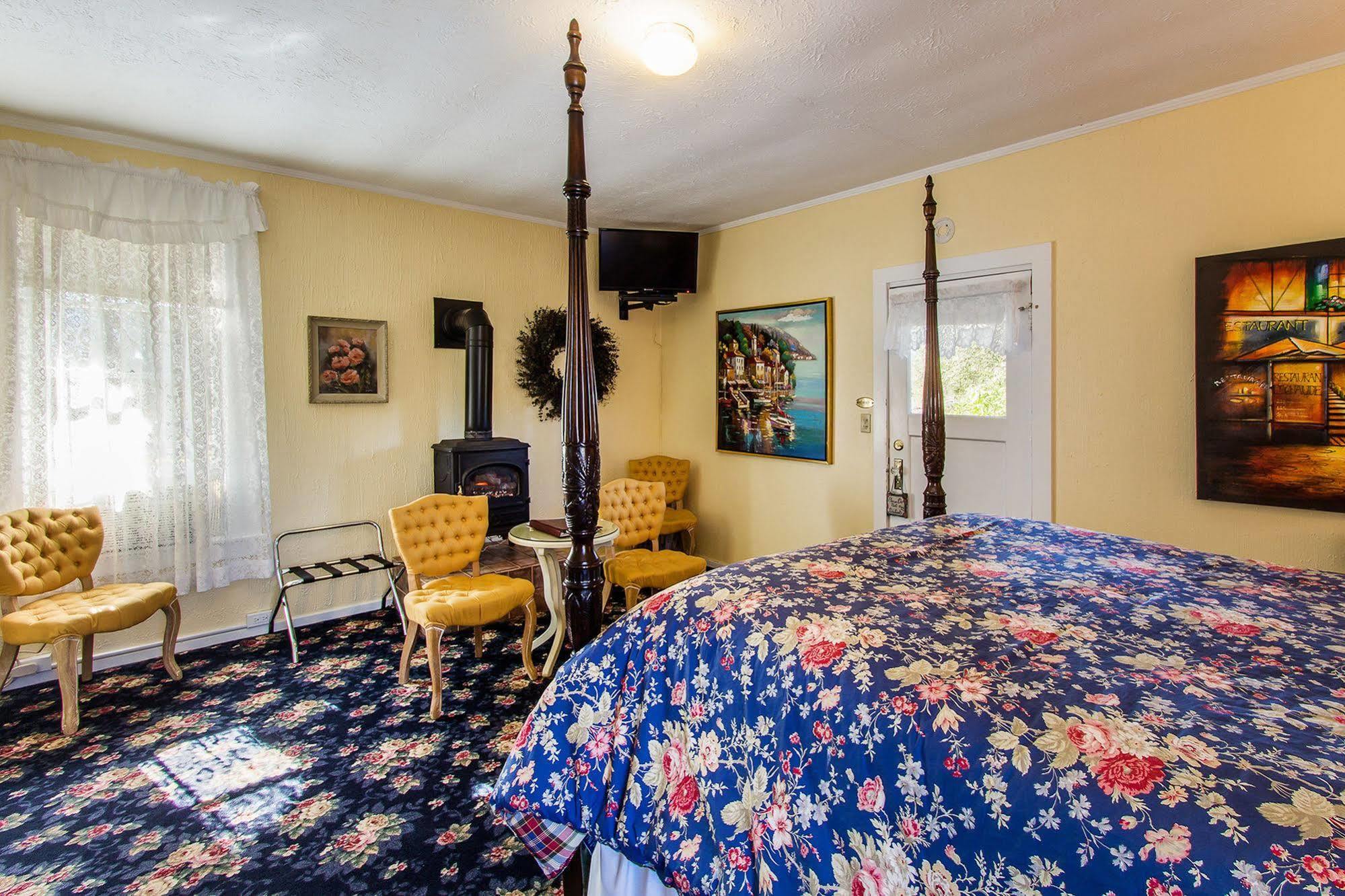Shady Oaks Country Inn St. Helena Extérieur photo